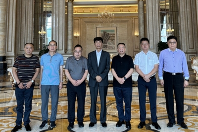 農業農村部鄉村振興專家咨詢委員會副主任賀勇一行蒞臨天朝上品全球總部、葡萄酒莊考察交流